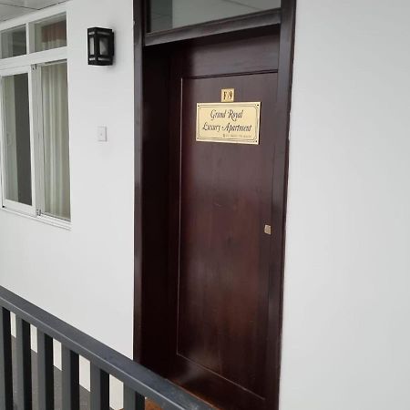 The Grand Royal Luxury Apartment Nuwara Eliya Extérieur photo
